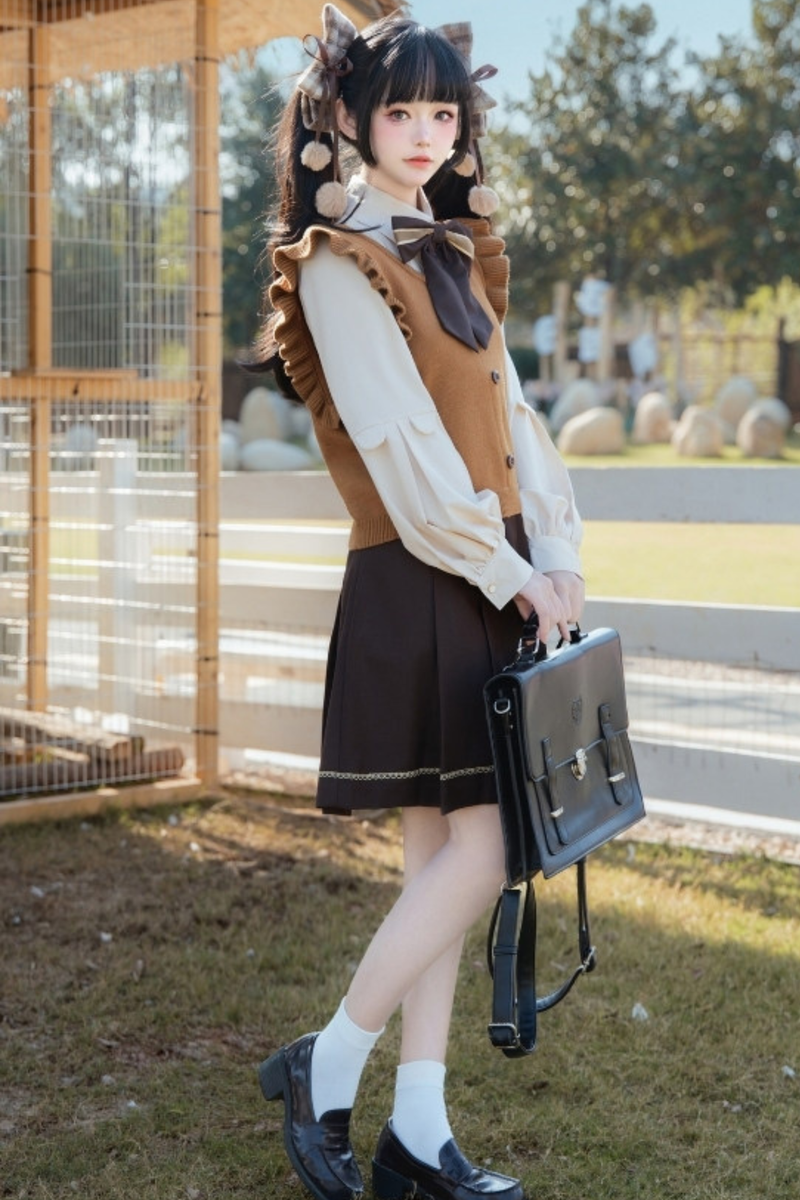 Fur Collar Cape + Knit Vest + Shirt + Pleated Skirt + Ribbon