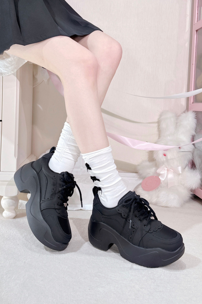 Ribbon Heart Lace Platform Sneakers