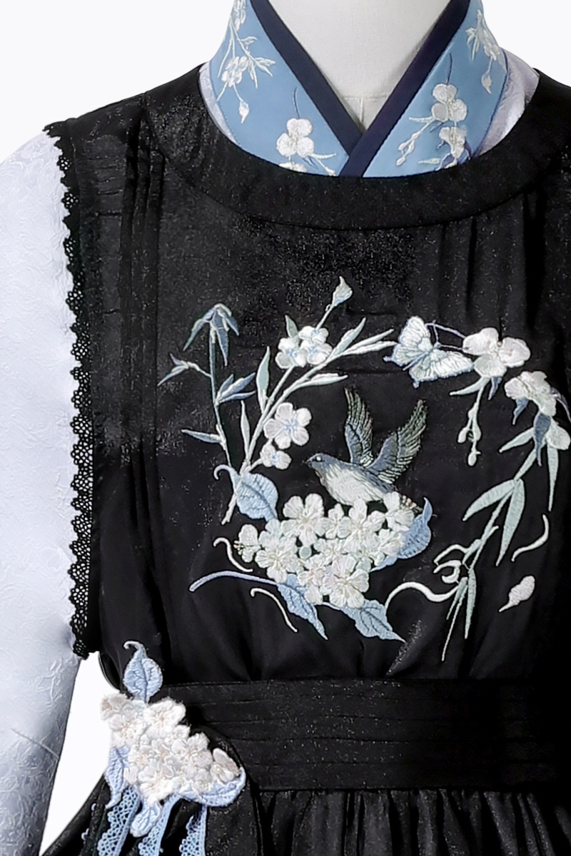 Chinese-style Plum Blossom Dress + Apron Skirt