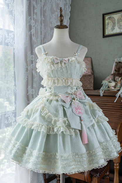 Vintage Style Dress with a Modern Fit