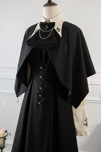 Sophisticated Dress with a Clean Classic Look