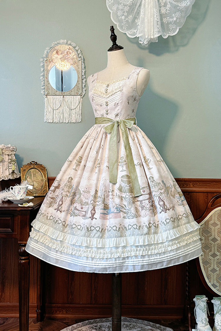 Finely Styled Dress with a Classic Vintage Look