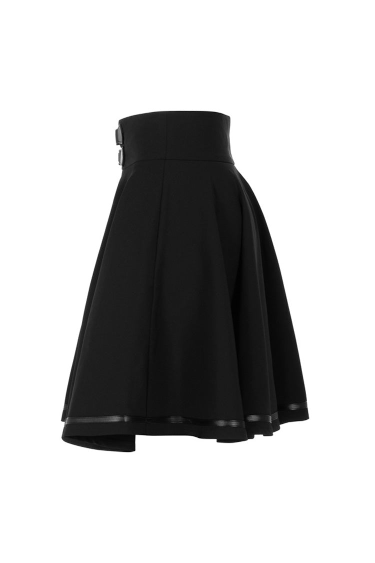 Subtly Elegant Garment with a Refined Vintage Look