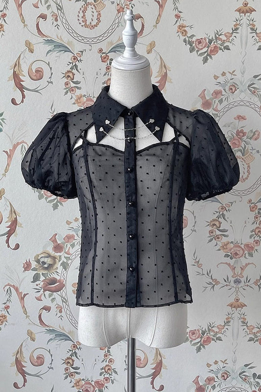 Finely Styled Blouse with a Classic Vintage Look