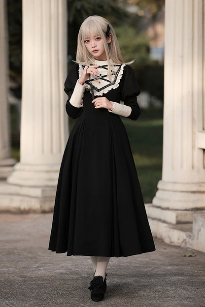 Effortlessly Elegant Dress with a Timeless Design
