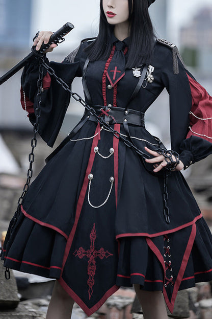 Classic Vintage Dress with a Flattering Fit