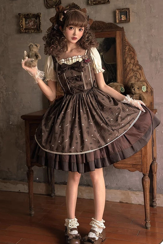 Finely Styled Dress with a Classic Vintage Look