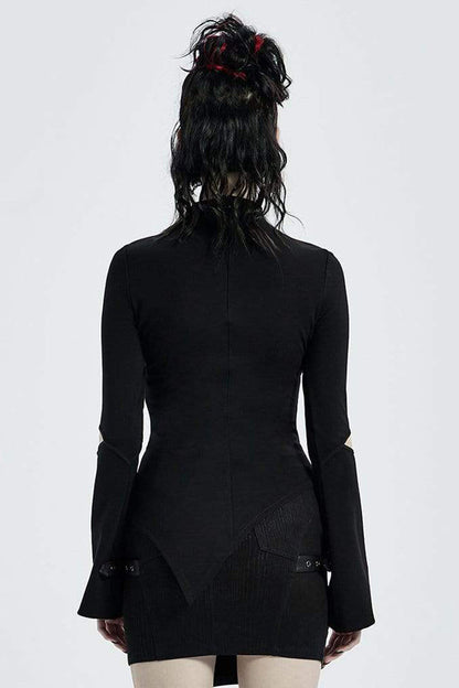 Beautifully Crafted T-Shirt in a Classic Style