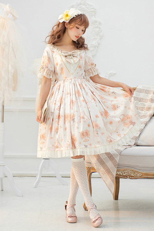 Finely Styled Dress with a Classic Vintage Look