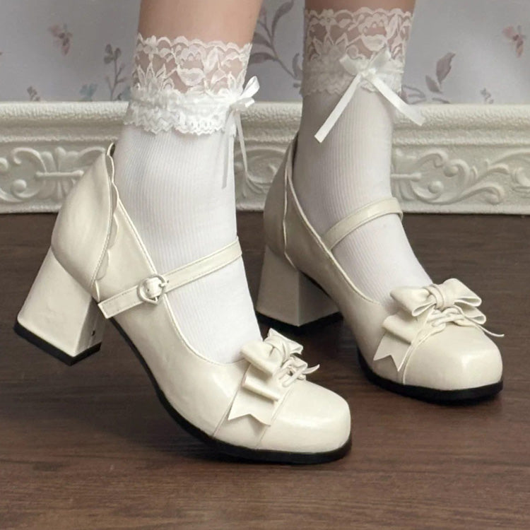 Vintage Style Heels with a Modern Fit