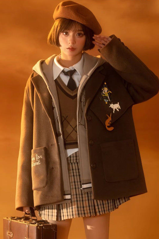 Beautifully Finished Coat in a Timeless Design