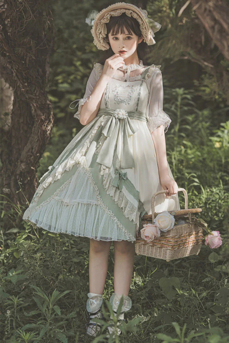 Subtly Elegant Dress with a Refined Vintage Look