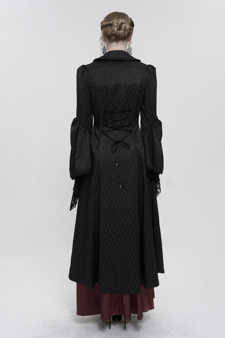Casually Elegant Coat with a Refined Edge