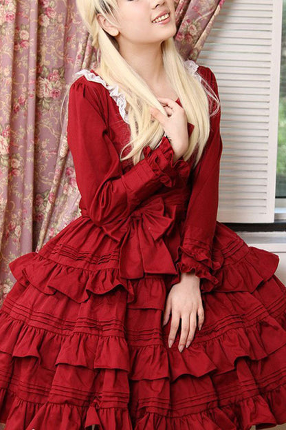 Classic Vintage Dress with a Flattering Fit