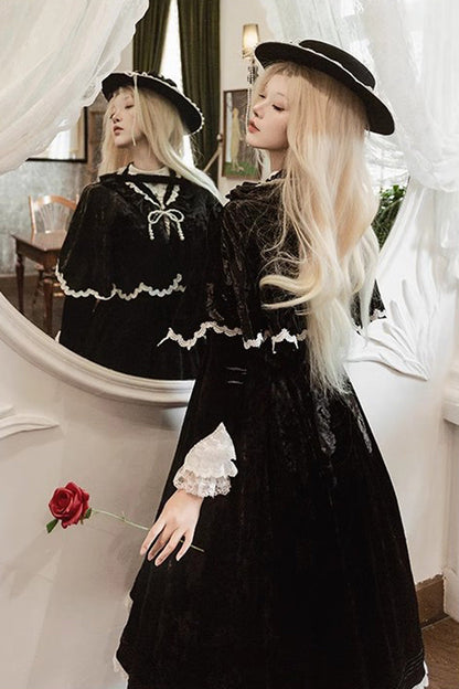 Sophisticated Dress with a Clean Classic Look