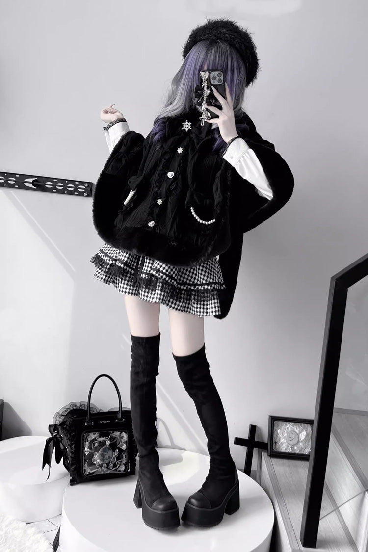 Elegantly Styled Coat for Everyday Wear
