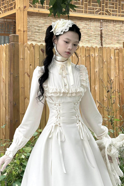 Beautifully Crafted Dress in a Classic Style
