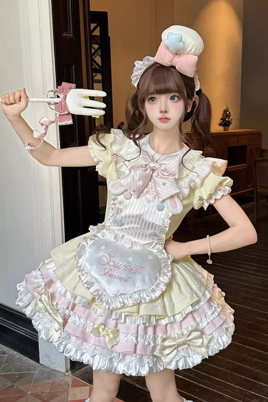 Finely Styled Dress with a Classic Vintage Look