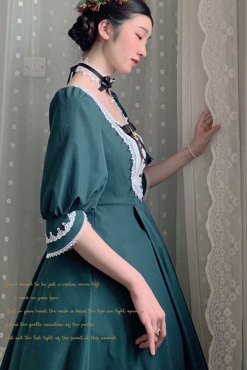 Retro Lace Classic Lolita Dress