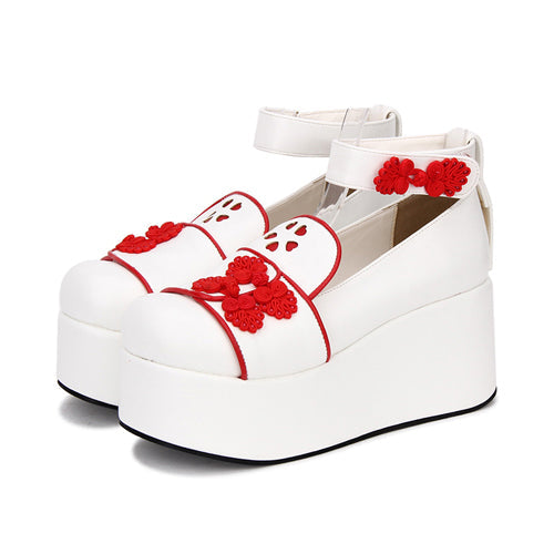 Elegantly Styled Shoes for Everyday Wear