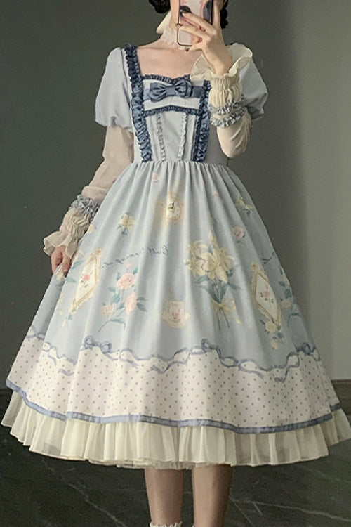 Finely Styled Dress with a Classic Vintage Look