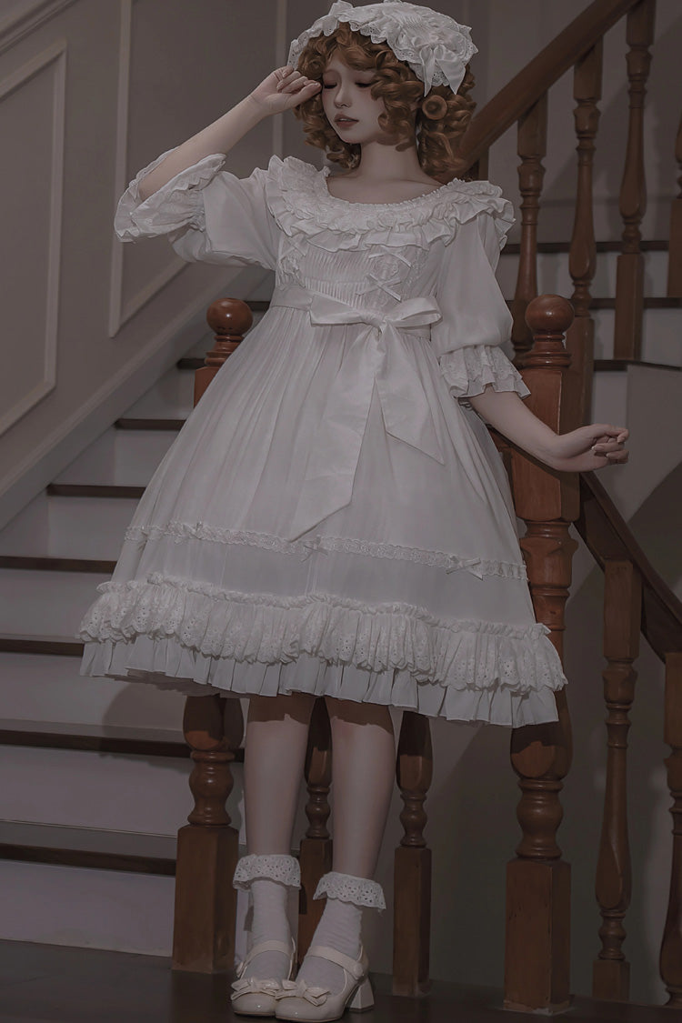 Sophisticated Dress with a Clean Classic Look