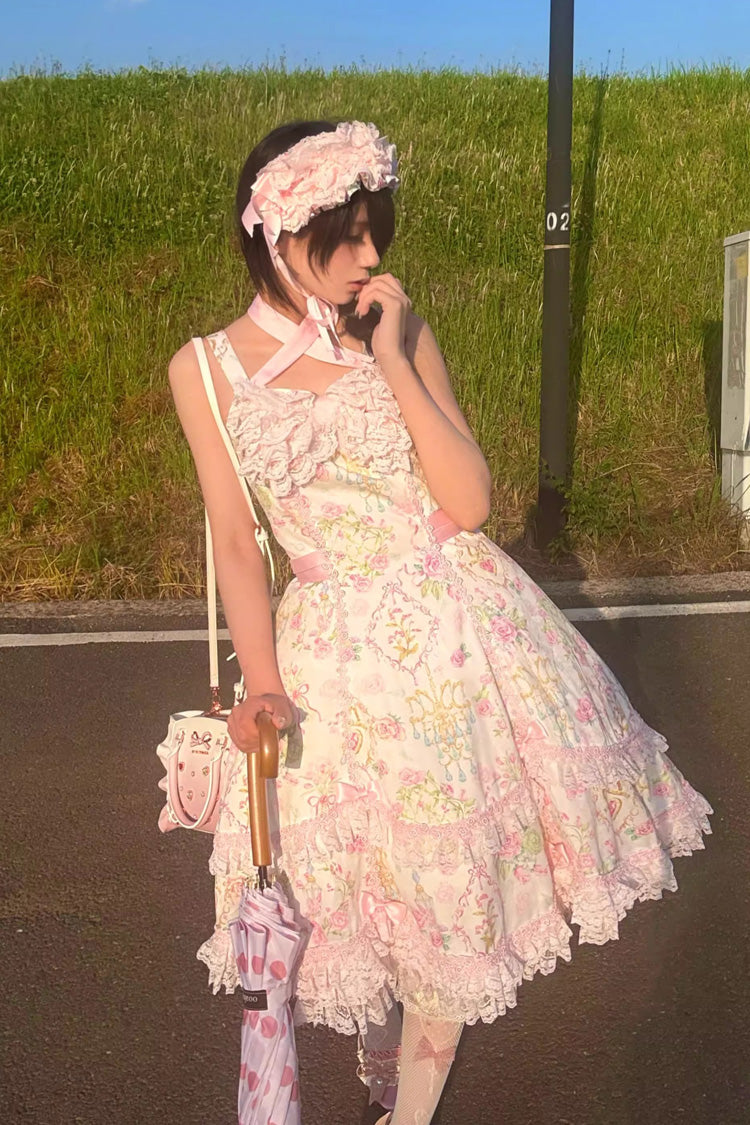 Finely Styled Dress with a Classic Vintage Look