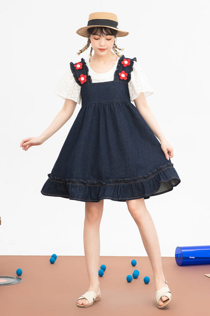 Finely Styled Dress with a Classic Vintage Look