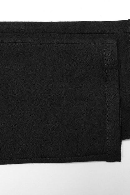Beautifully Finished Pants in a Timeless Design