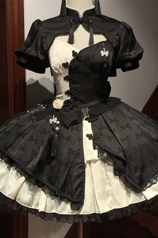 Finely Styled Dress with a Classic Vintage Look