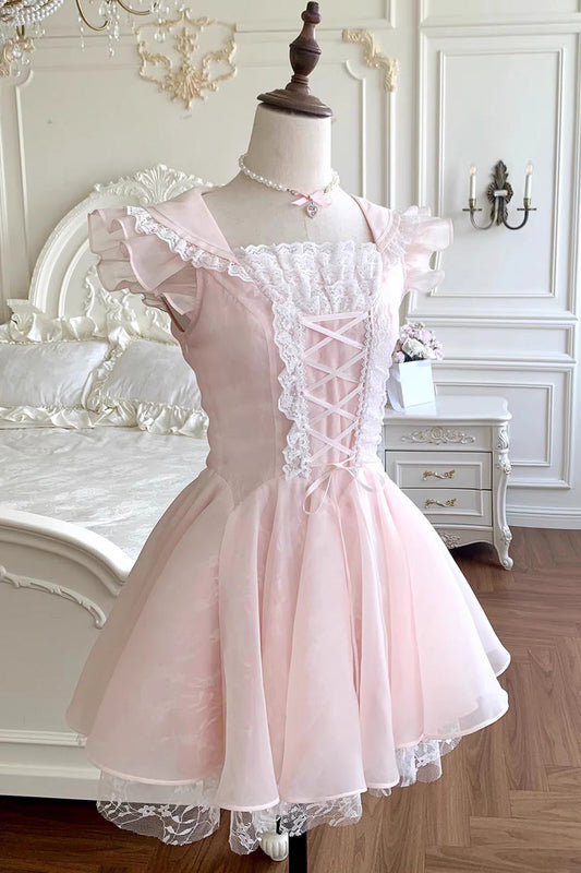 Subtly Elegant Dress with a Refined Vintage Look