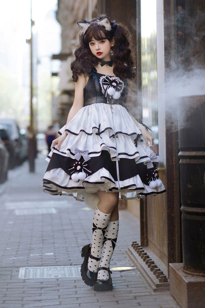Casually Elegant Dress with a Refined Edge