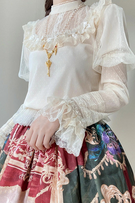 Classic Vintage Blouse with a Flattering Fit