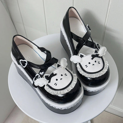 Elegantly Styled Shoes for Everyday Wear