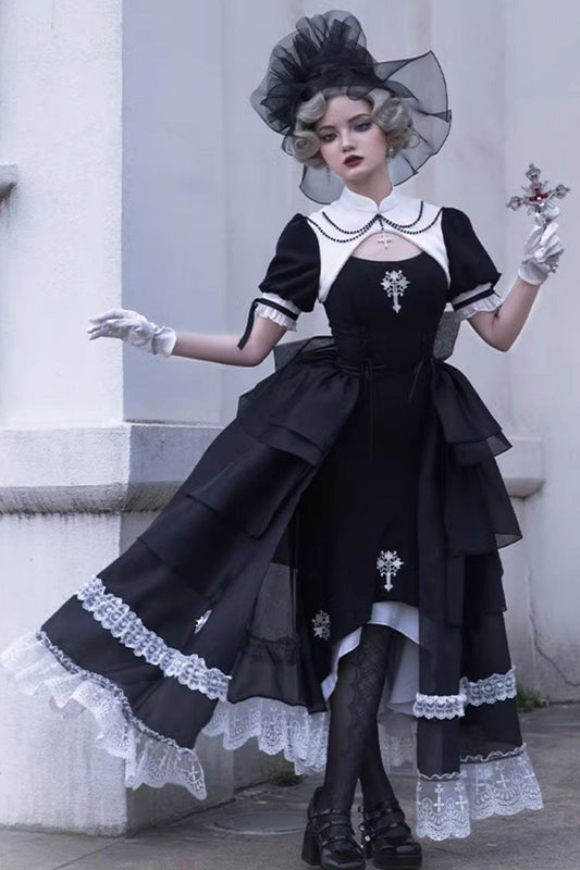 Finely Styled Dress with a Classic Vintage Look