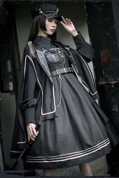 Casually Elegant Dress with a Refined Edge
