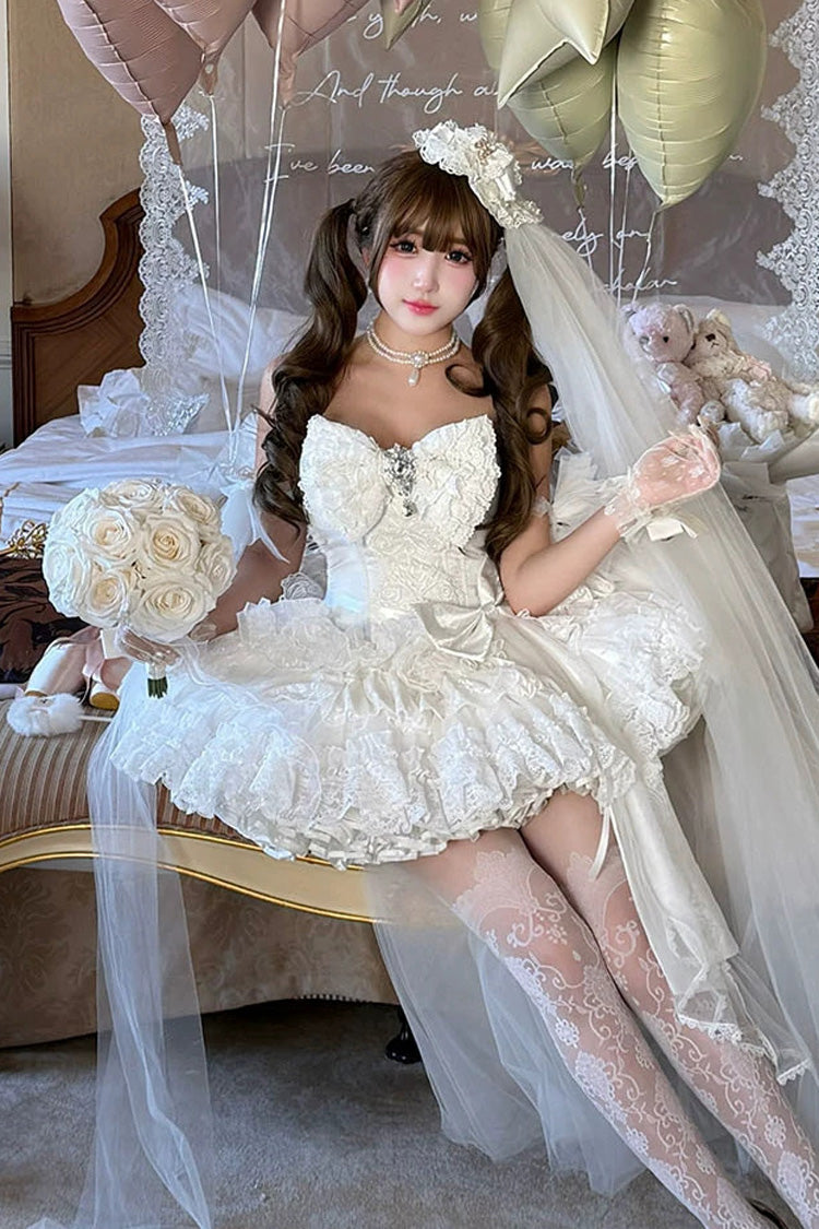 Finely Styled Dress with a Classic Vintage Look
