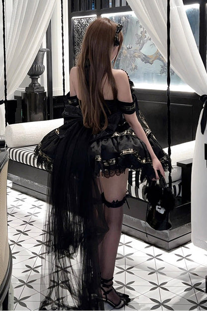 Classic Designed Dress in a Timeless Cut