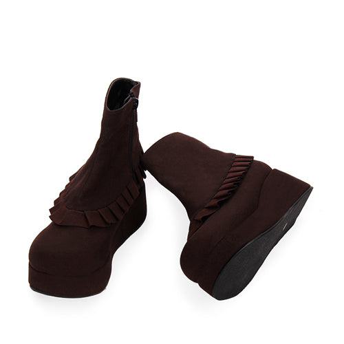 Elegantly Styled Boots for Everyday Wear