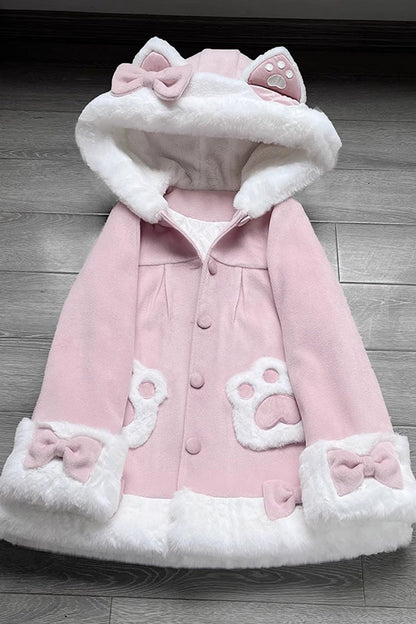 Casually Elegant Coat with a Refined Edge