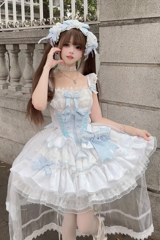 Finely Styled Dress with a Classic Vintage Look