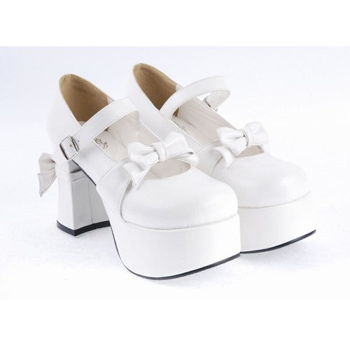 Classic Vintage Shoes with a Flattering Fit