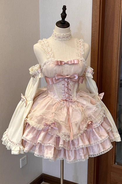 Subtly Elegant Dress with a Refined Vintage Look