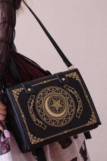 Effortlessly Elegant Bag with a Timeless Design