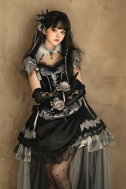 Beautifully Crafted Dress in a Classic Style