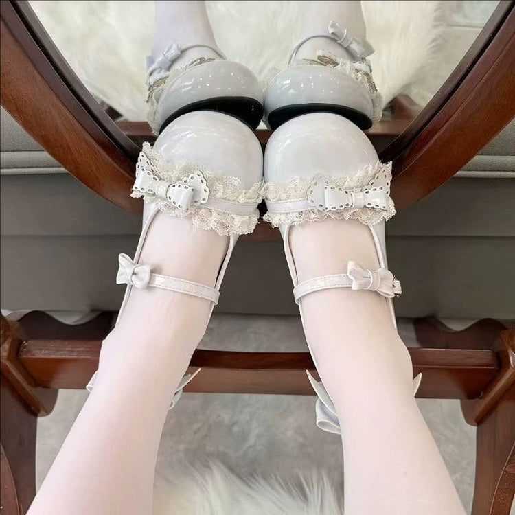 Casually Elegant Heels with a Refined Edge