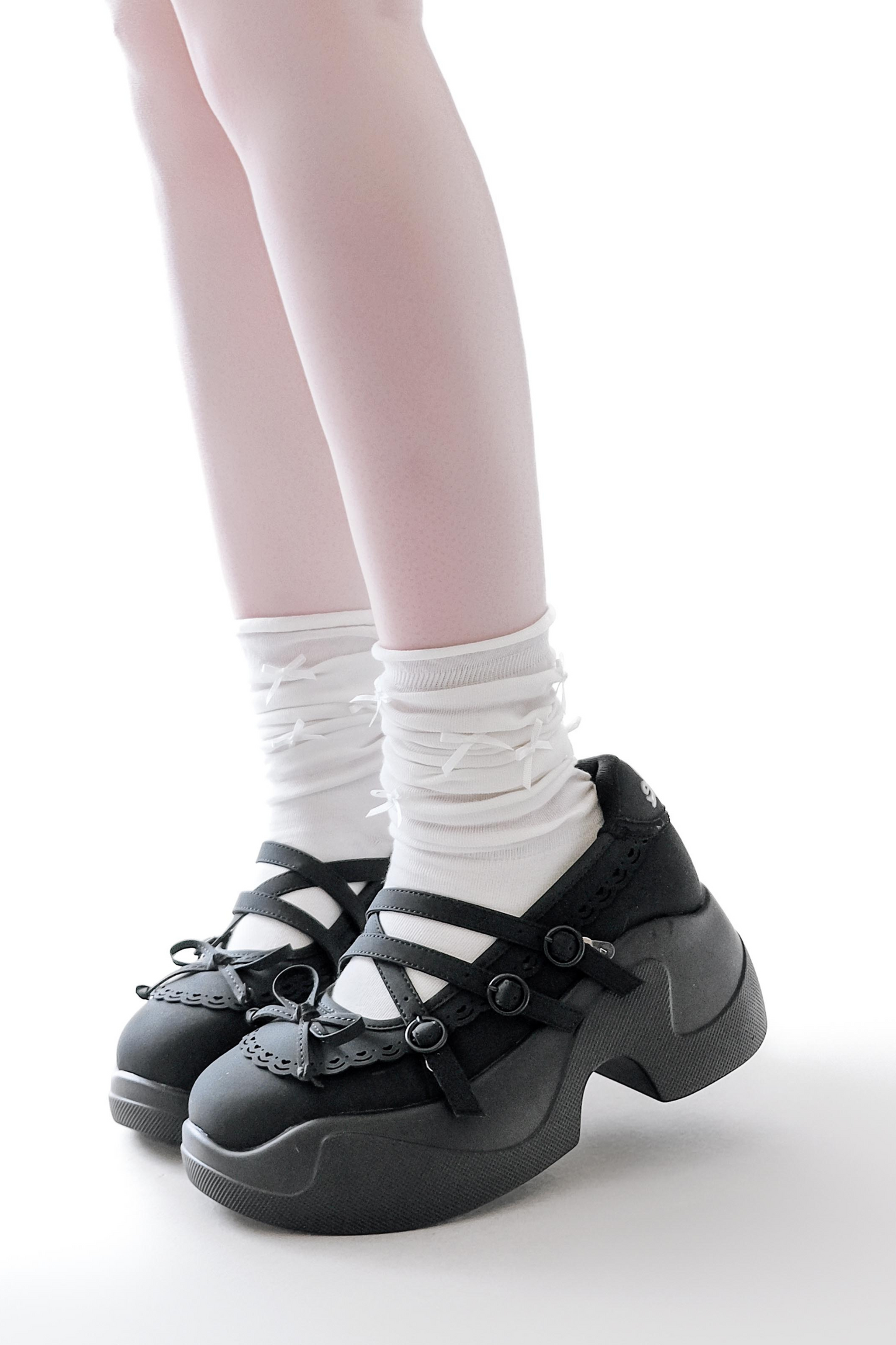 Sweet Slim Ribbon Shoes