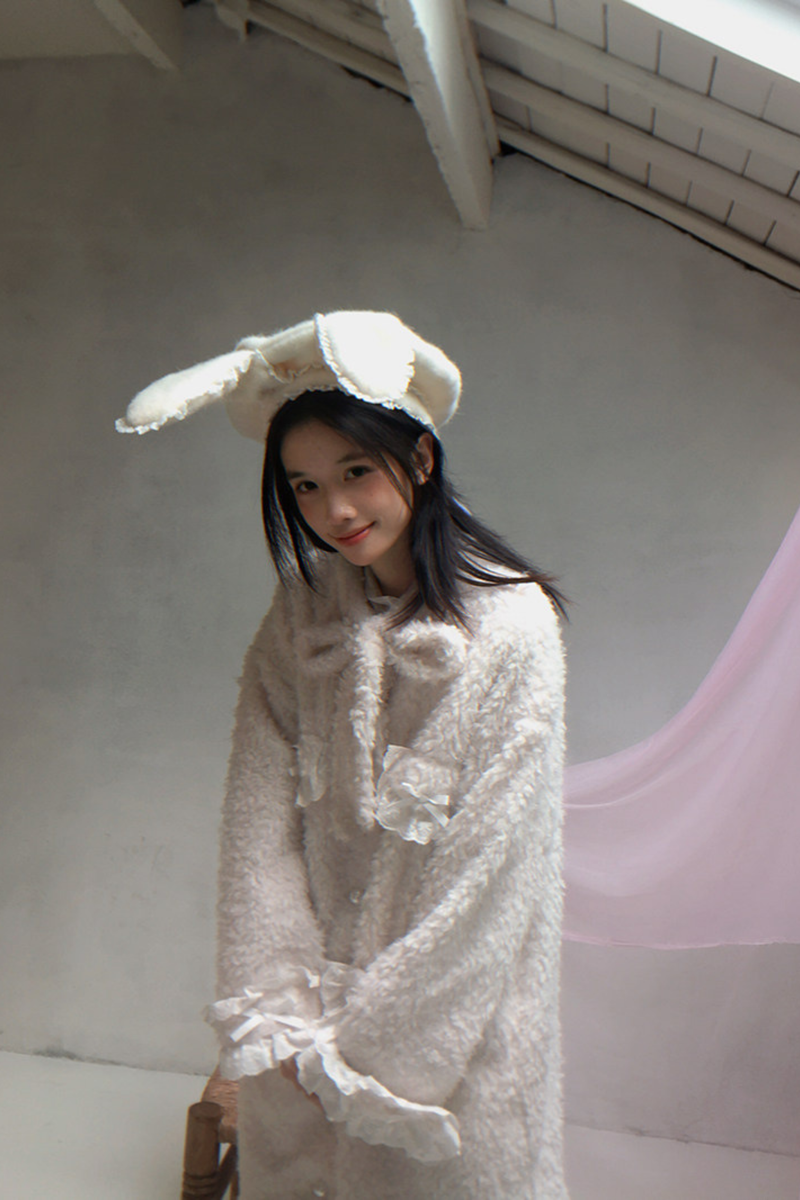 Lace Rabbit Ears Beret