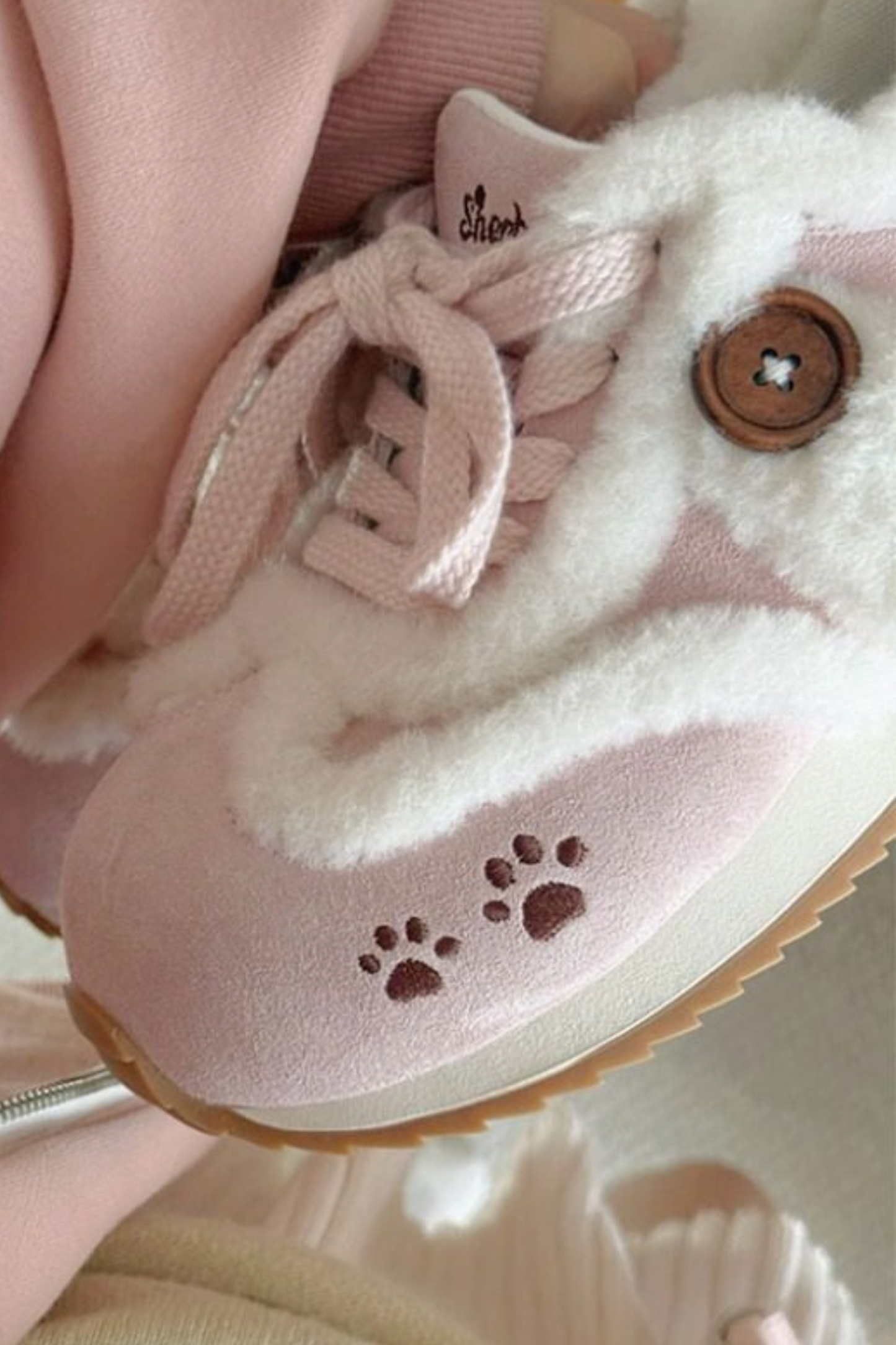 Fur Round Sweet Sneakers