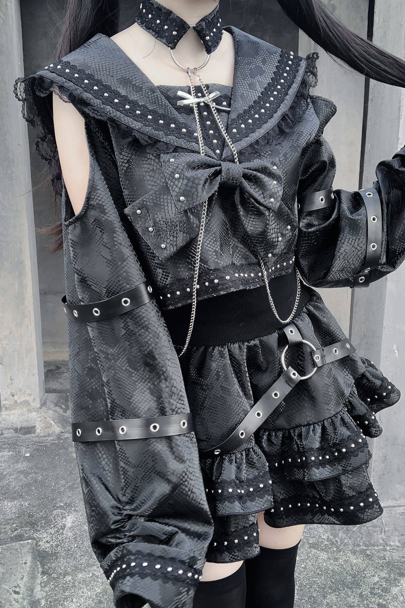Dark Lace Outfit Top + Skirt